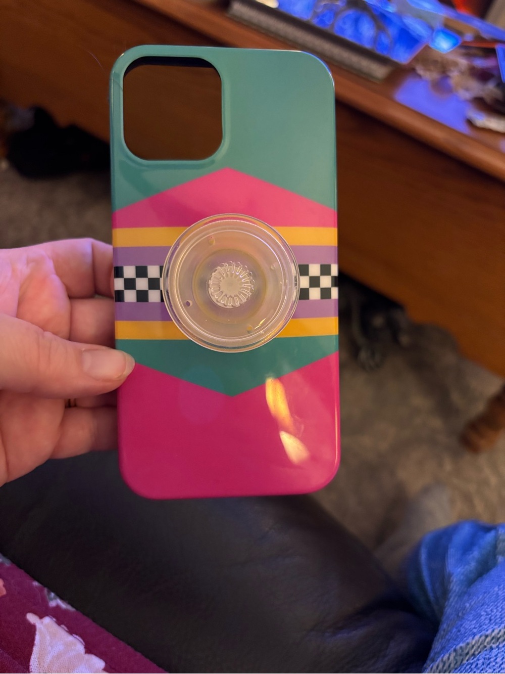 Like new Bright Geometric Phone Case with Pop Socket iPhone 12 Pro